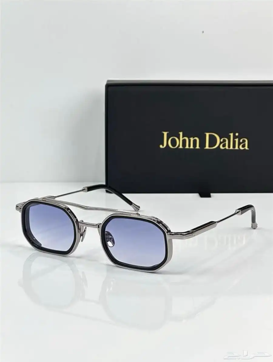 نظارات شمسية أحدث إطلالات john Dalia 2