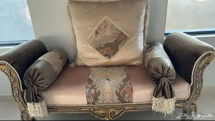 الكنب للبيع 3