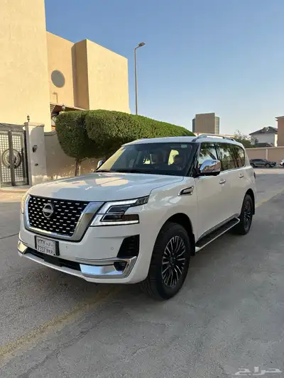 باترول 2024 بلاتينيوم شبه جديد V6 0