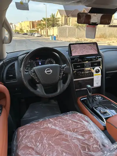 باترول 2024 بلاتينيوم شبه جديد V6 37
