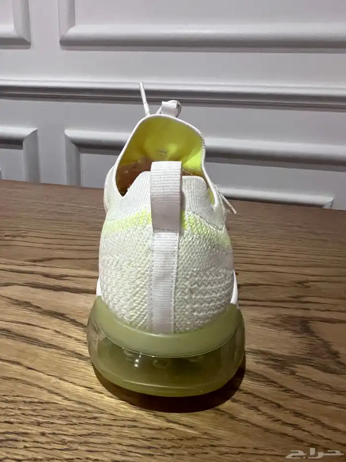 حذاء رياضه 2