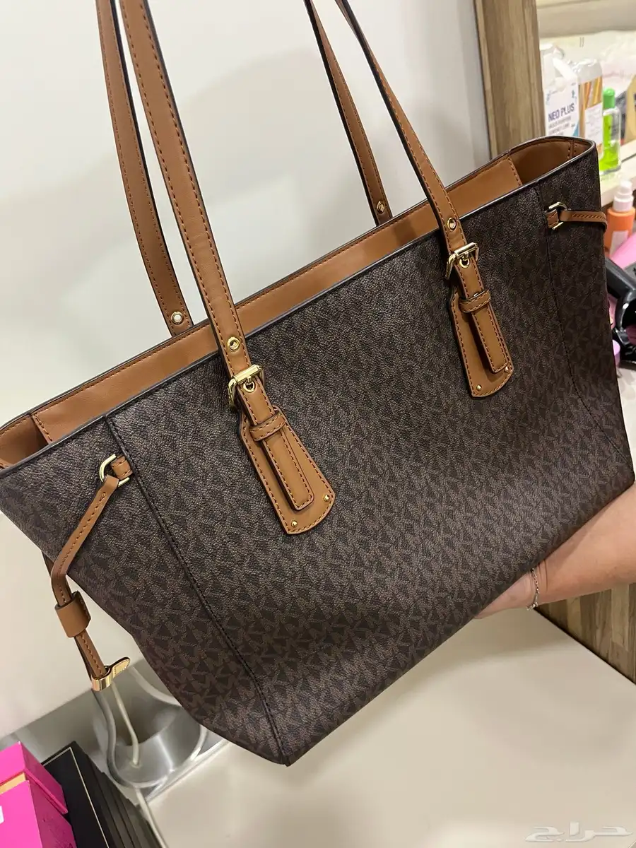 شنطة مايكل كورس اصلية michael kors 1