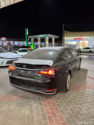لكزس ES300h فئة AH هايبرد 2025 2