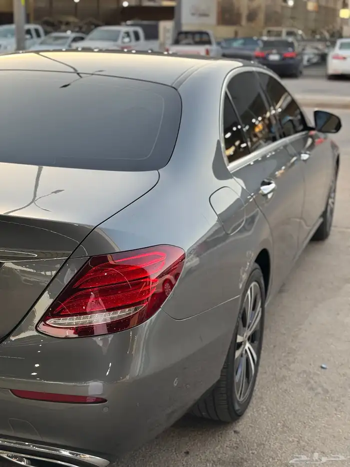 مرسيدس E220d ديزل 11
