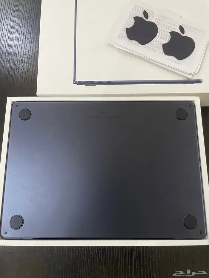 للبيع MacBook Air M2 midnight 1