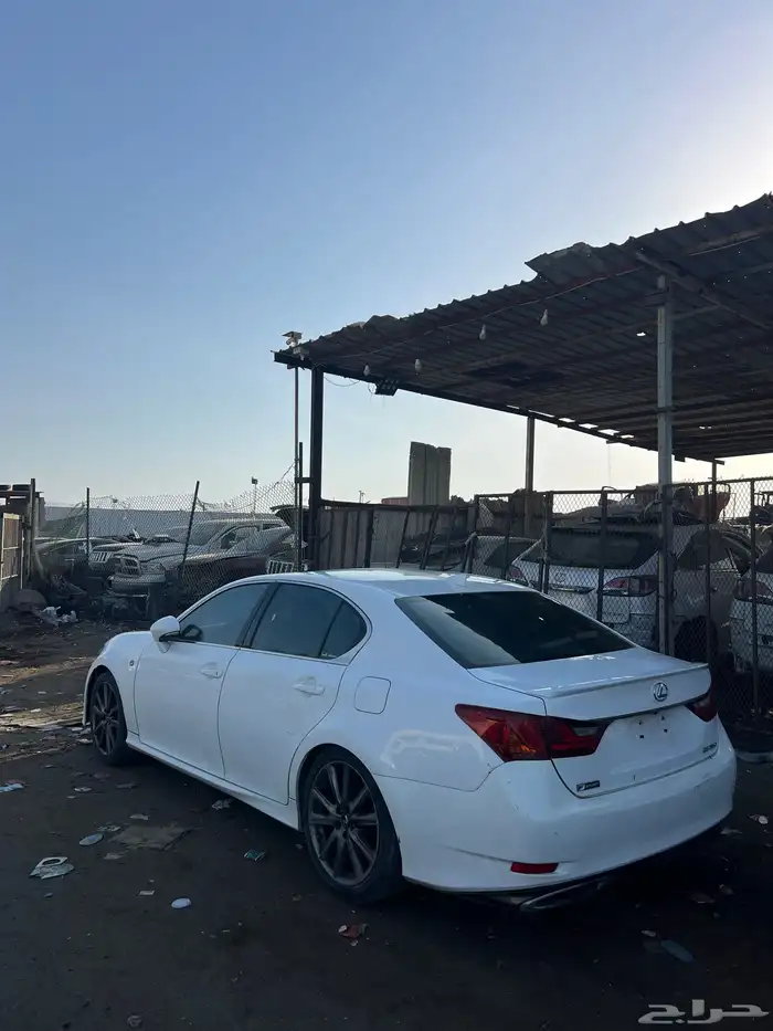 لكزس تشليح Gs350 2015 قطع غيار مصدوم 2