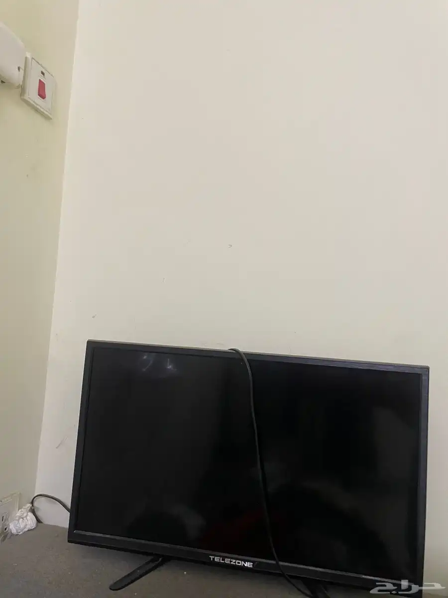 شاشه للبيع شبهه جديد مااستخدم 0