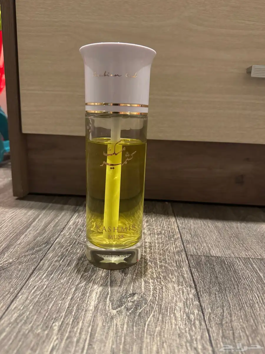 مجموعة عطور مستخدمة استخدام خفيف للبيع .. كلها أصلية 10