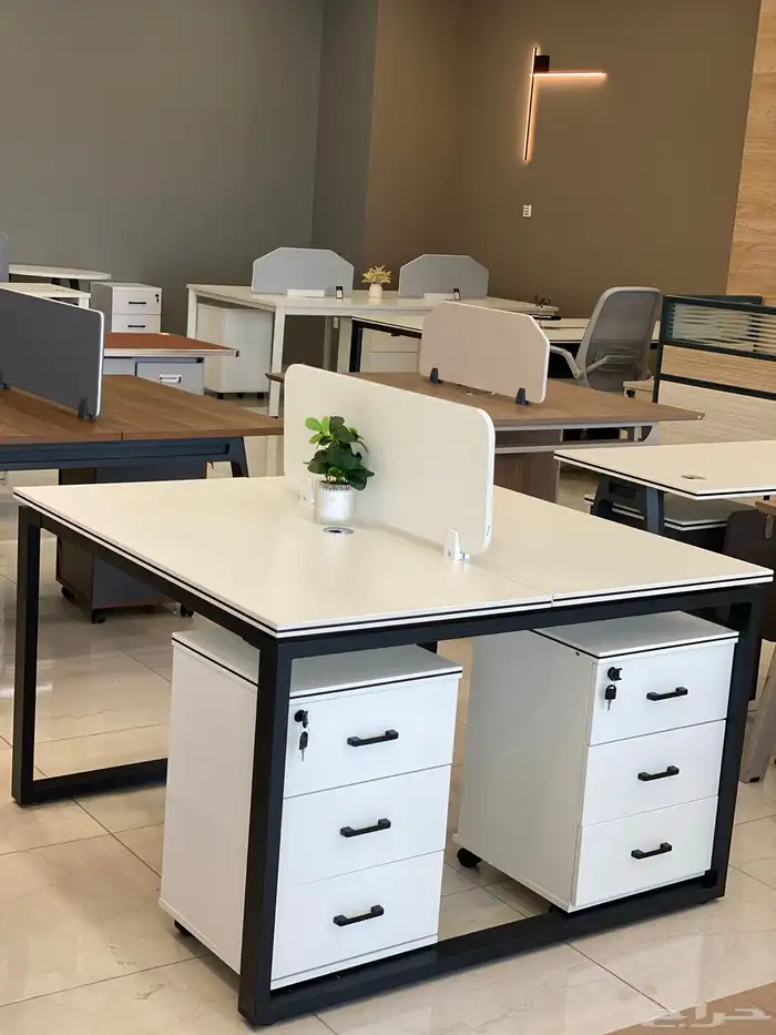 محطات عمل workstations بسعر جدا مناسب للمكاتب والشركات 0