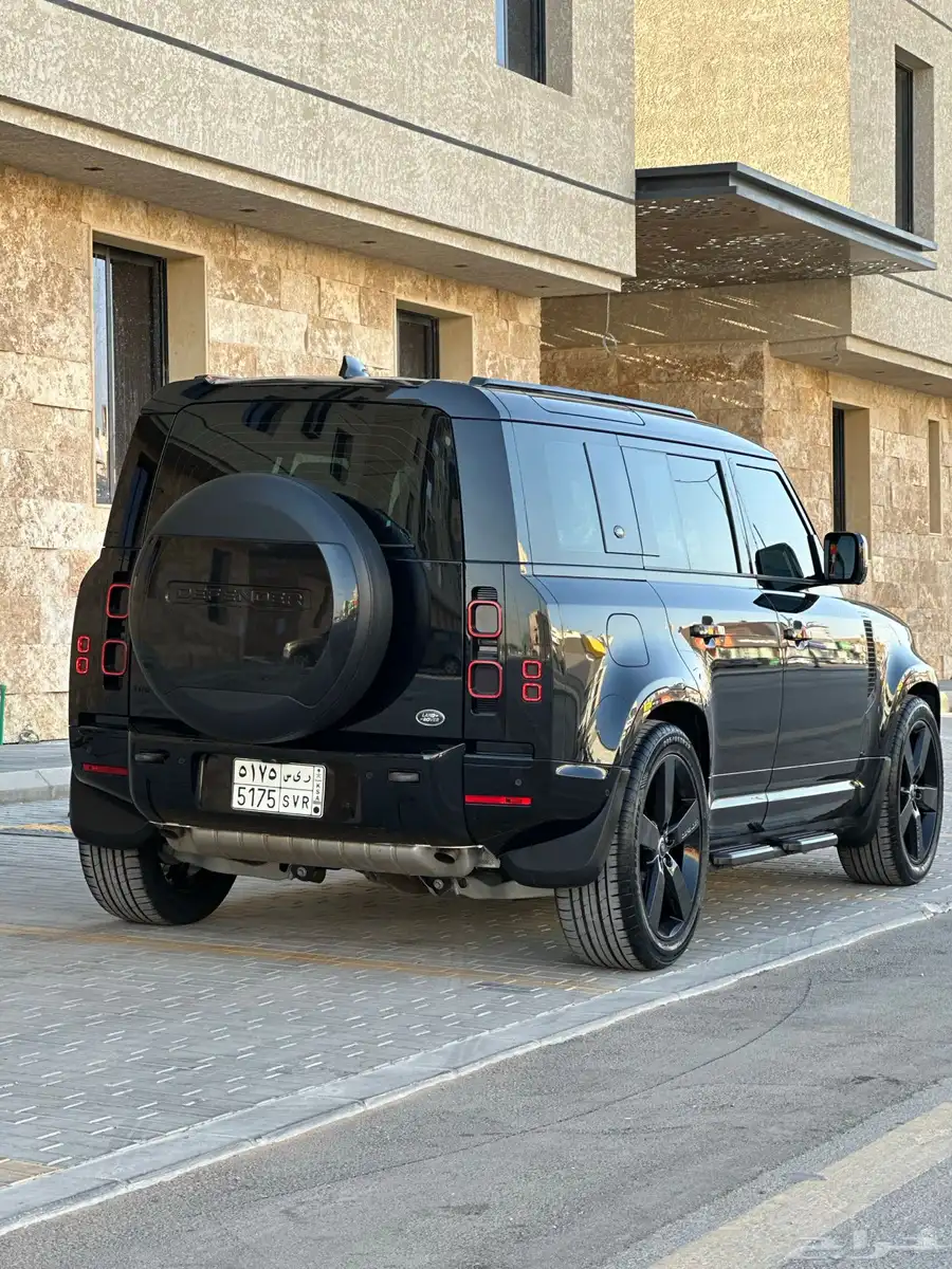 ديفندر 2023 Xداينمك V6 33