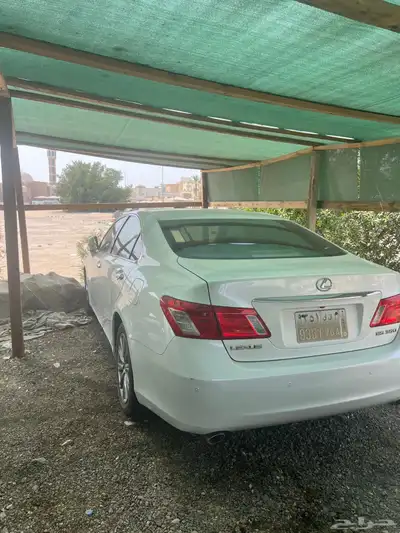 لكزس 4