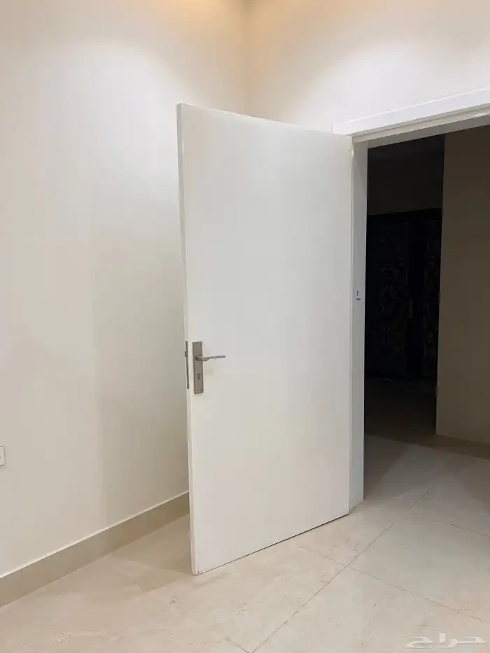 ابواب خشبيه جديده مع الكيلونات 1