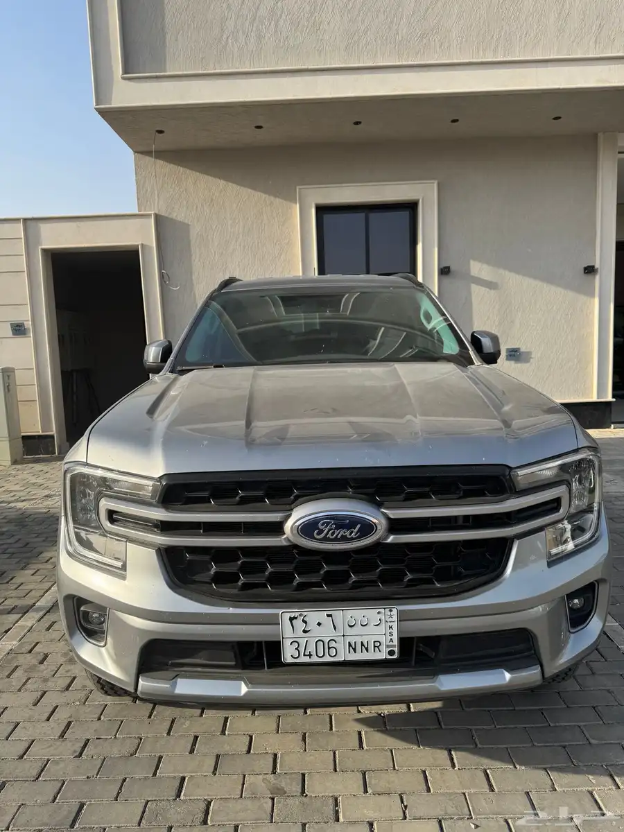 Ford Everest XLS Petrol 4WD 2024 Model - 2025 Registered 7