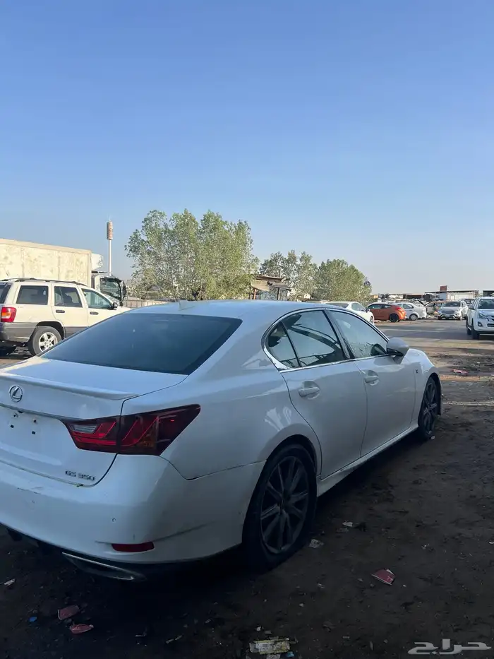 لكزس تشليح Gs350 2015 قطع غيار مصدوم 3