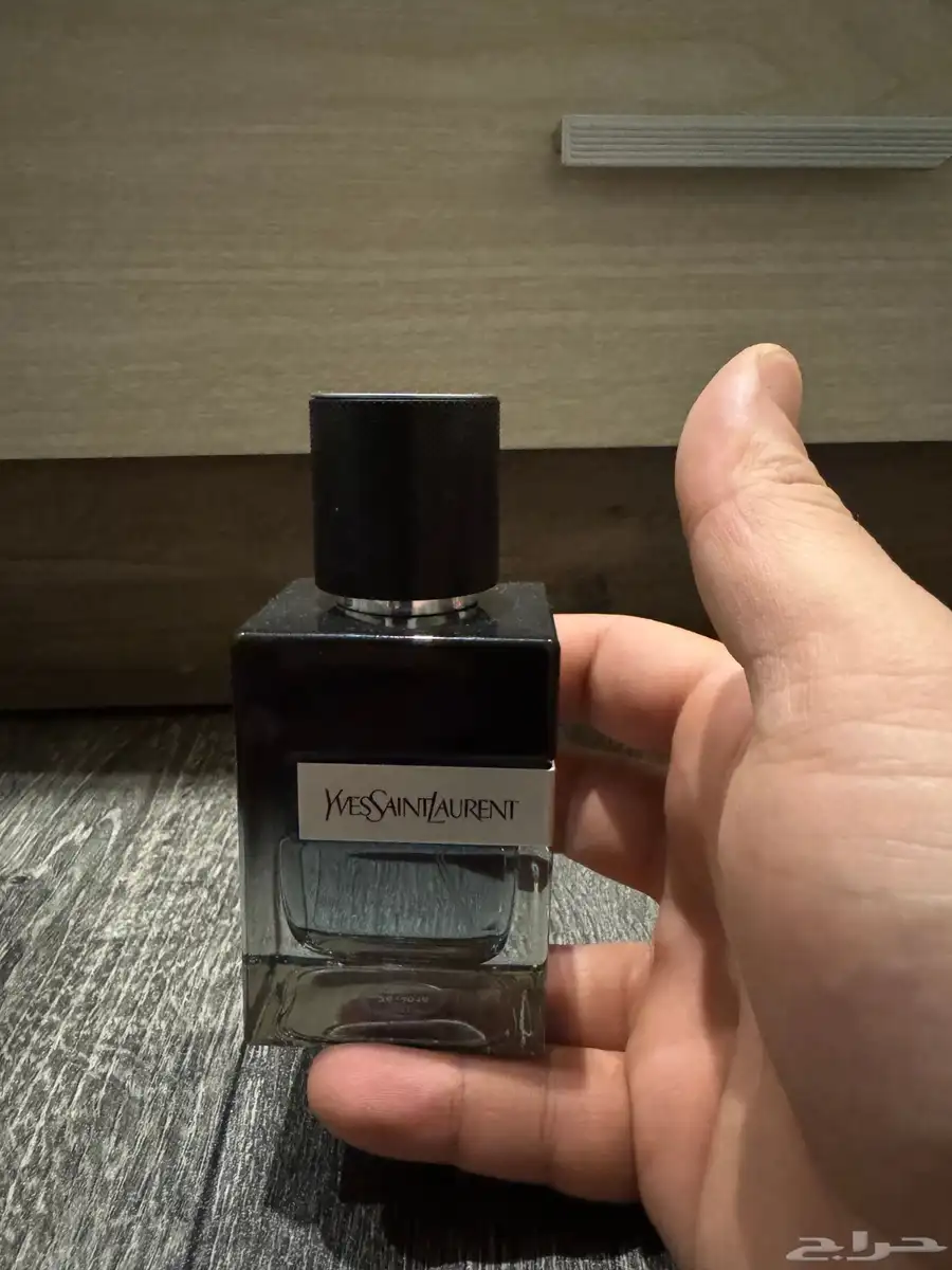 مجموعة عطور مستخدمة استخدام خفيف للبيع .. كلها أصلية 4