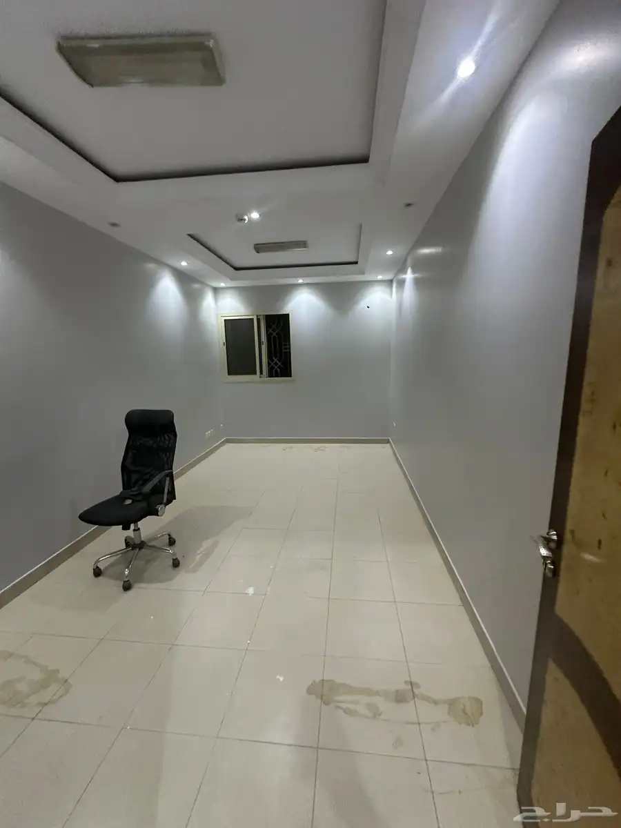 شقق للعزاب حى الشهداء 3000 3