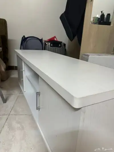 طاولة شاشة بيضاء للبيع 0
