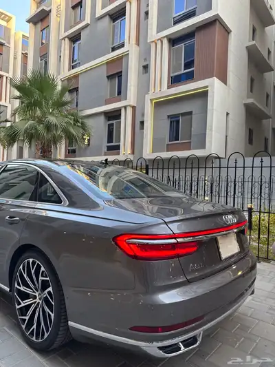 Audi A8 s line 2018 مخزن 14
