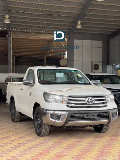 هايلوكس غماره ديزل 2025 لدى شركة ابن ذياب للسيارات 2
