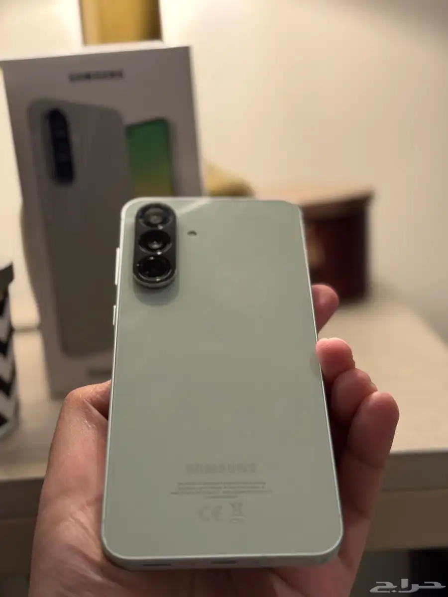 جالكسي galaxy A56 استخدام 5 ساعات   RAM 8 GB و تخزين 256 GB 3