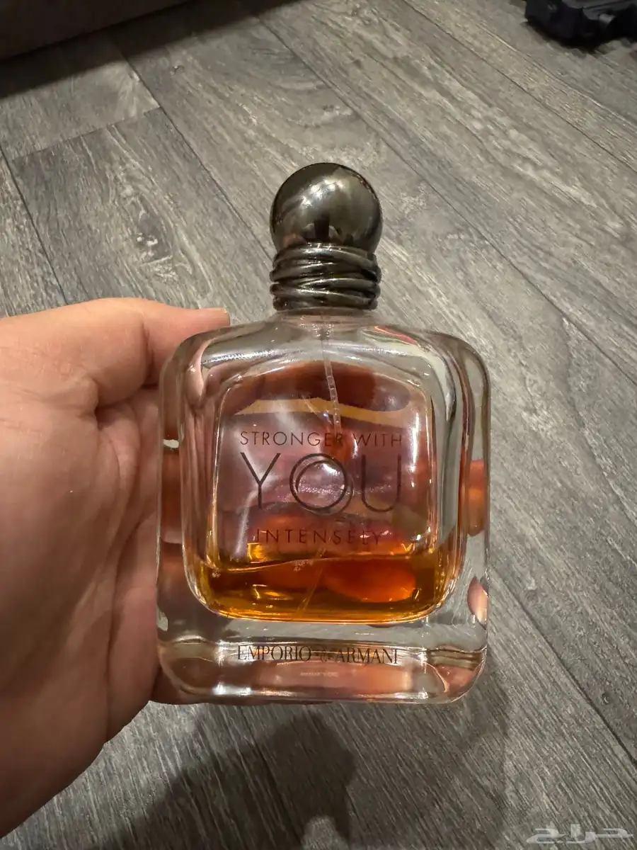 مجموعة عطور مستخدمة استخدام خفيف للبيع .. كلها أصلية 2