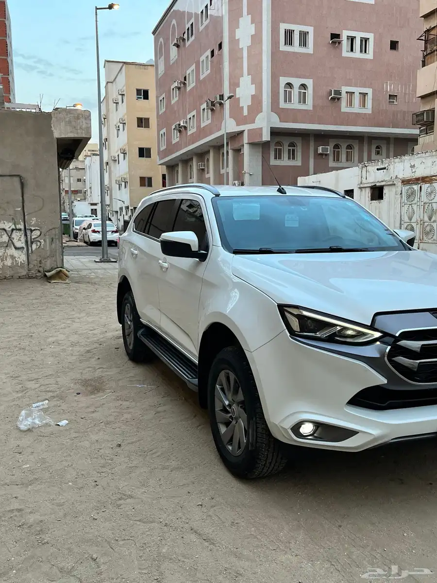 ايسوزو MUX موديل 24 ماشي 27 الف اخو الجديد بدون دبل 5