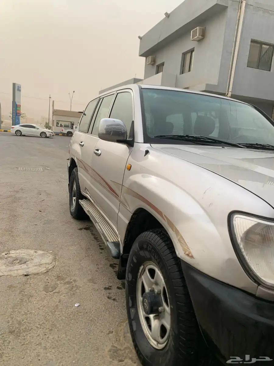 صالون 2000 تايوتا 0