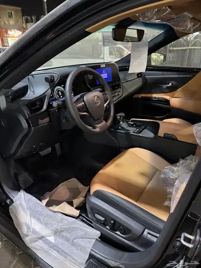 لكزس ES300h فئة AH هايبرد 2025 7