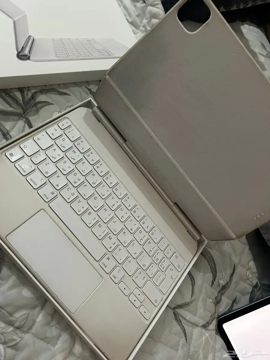 ماجيك كيبورد ابل اصلي للايباد الاير و البرو 10.9   11 بوصة 2