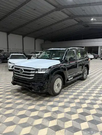 لاندكروزر 2025 L5 GXR فل كامل خليجي اقل سعر بطاقه 0