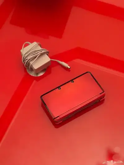 NINTENDO 3DS  2011 first edition flame red 0