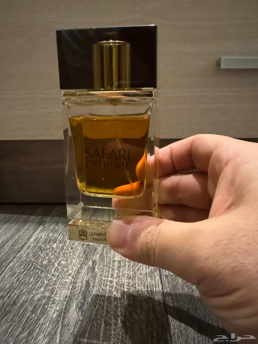 مجموعة عطور مستخدمة استخدام خفيف للبيع .. كلها أصلية 8