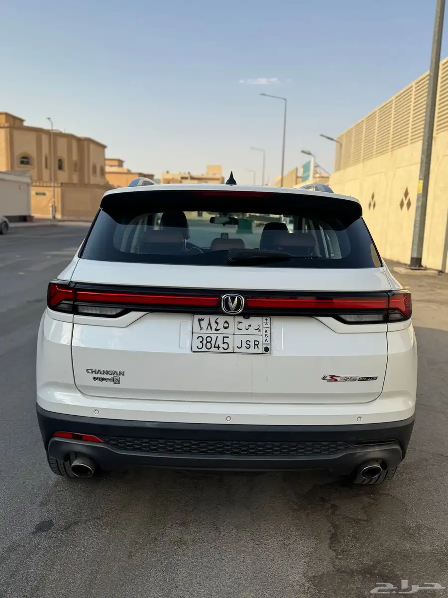 للبيع شانجان CS35 بلس موديل 2023 6