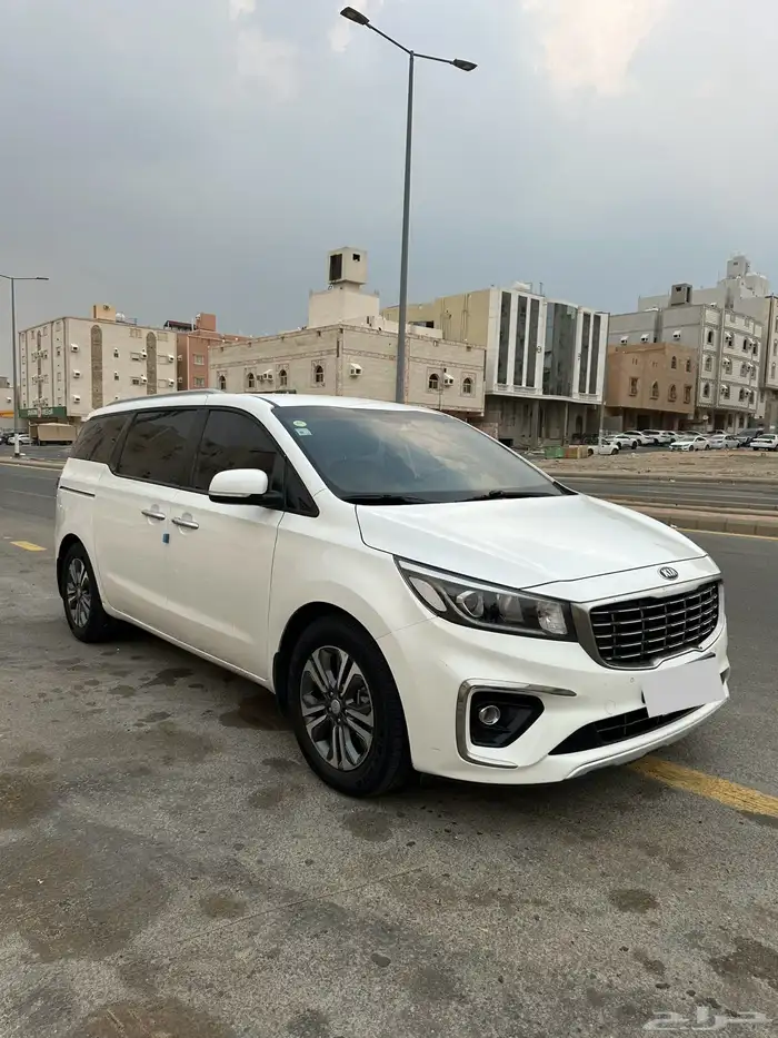 كيا كارنيفال 2019 12