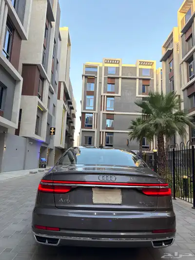 Audi A8 s line 2018 مخزن 15