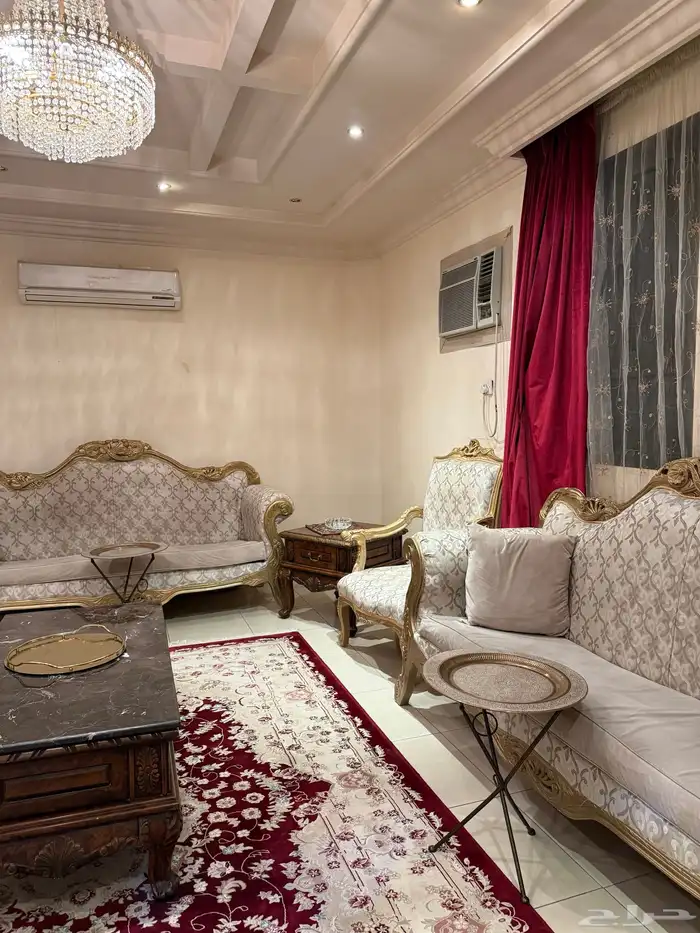 كنب للبيع ب700 ريال 0