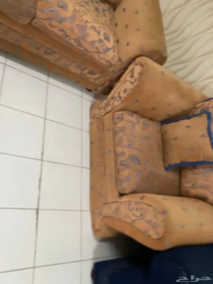 طقم كنب مستعمل ونظيف 4