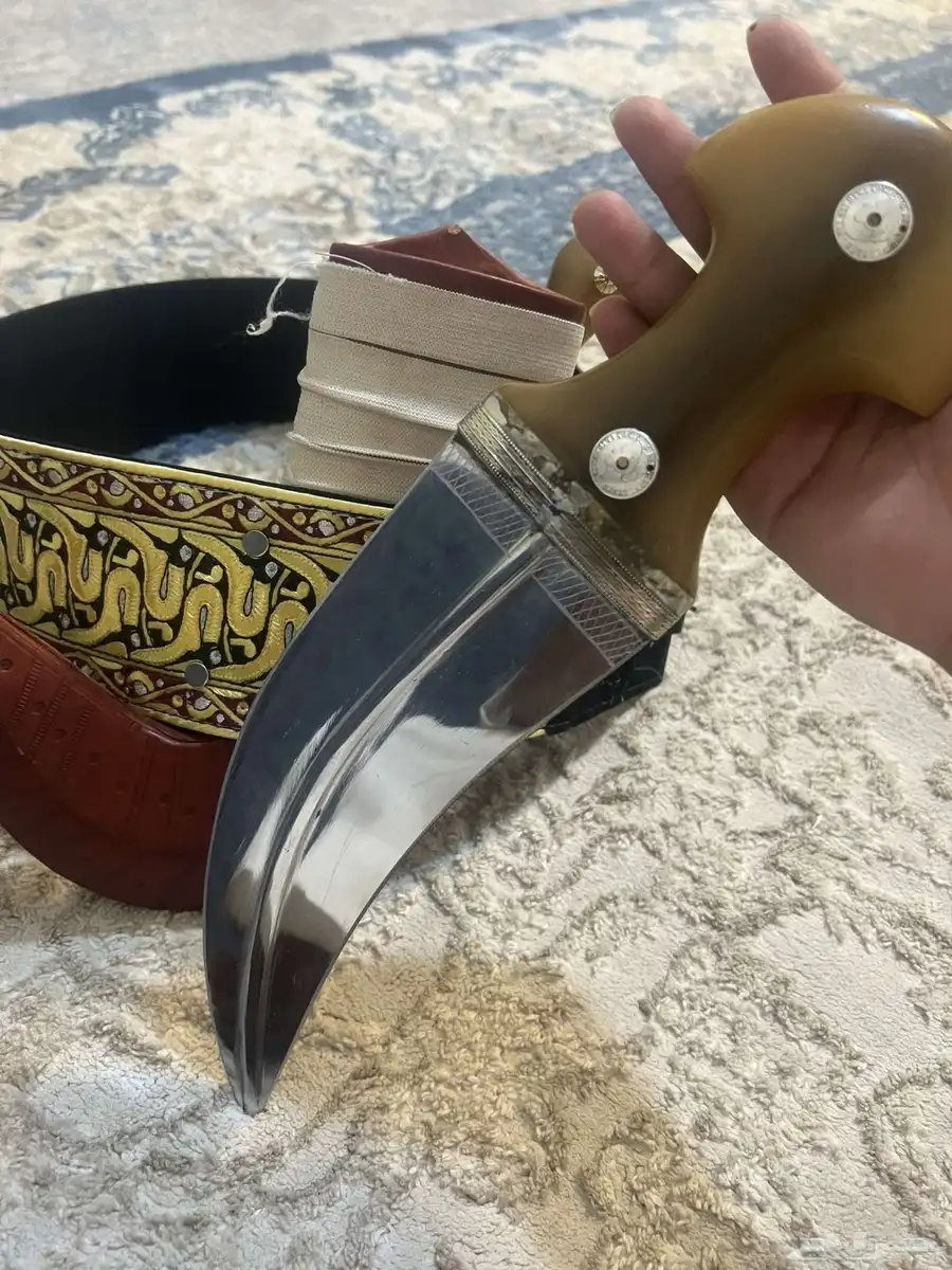 جنبية كبيره شبية زراف 1