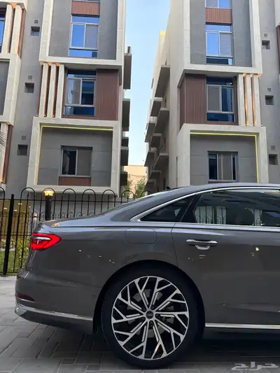 Audi A8 s line 2018 مخزن 6