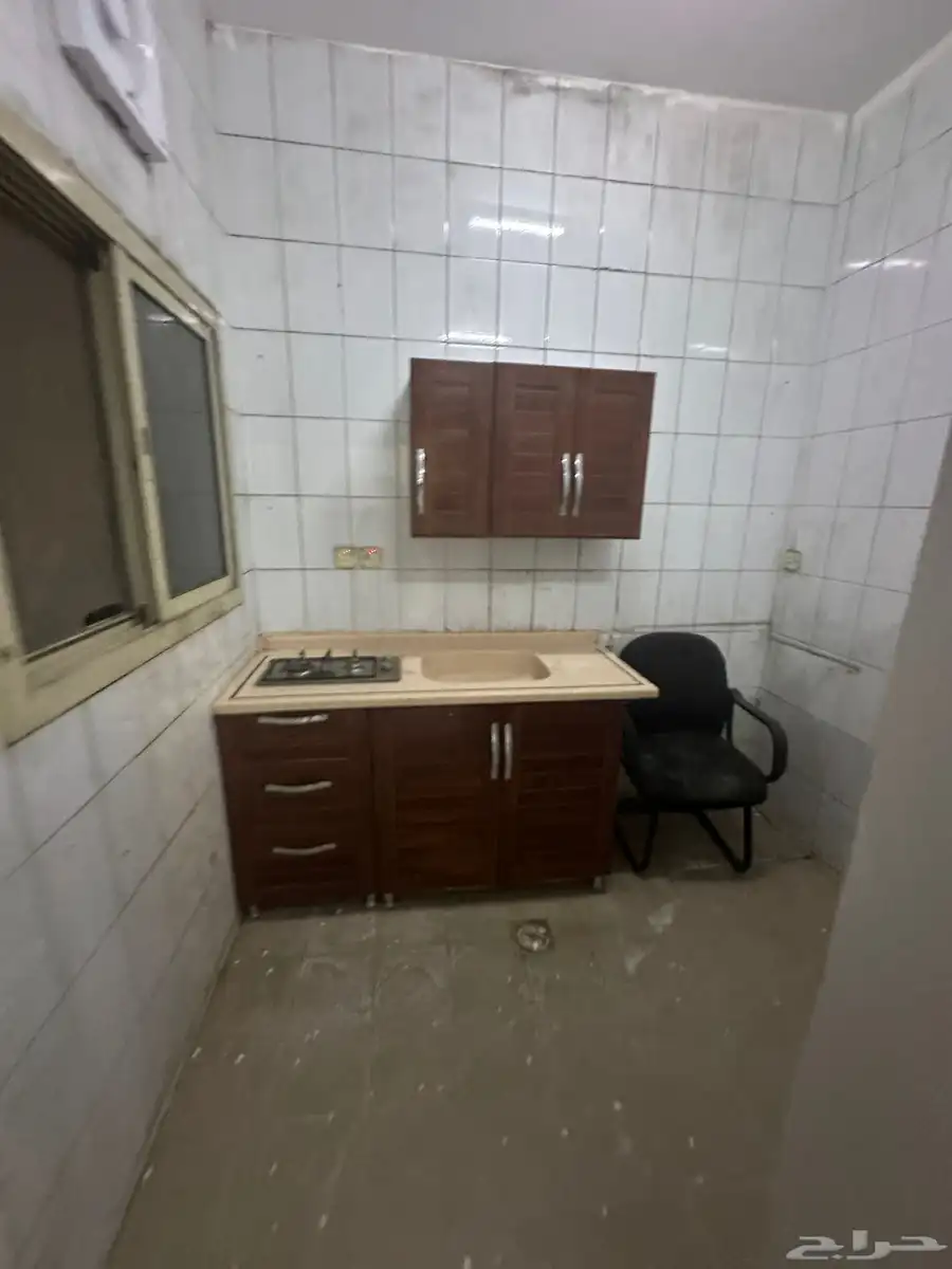 شقق للعزاب حى الشهداء 3000 5