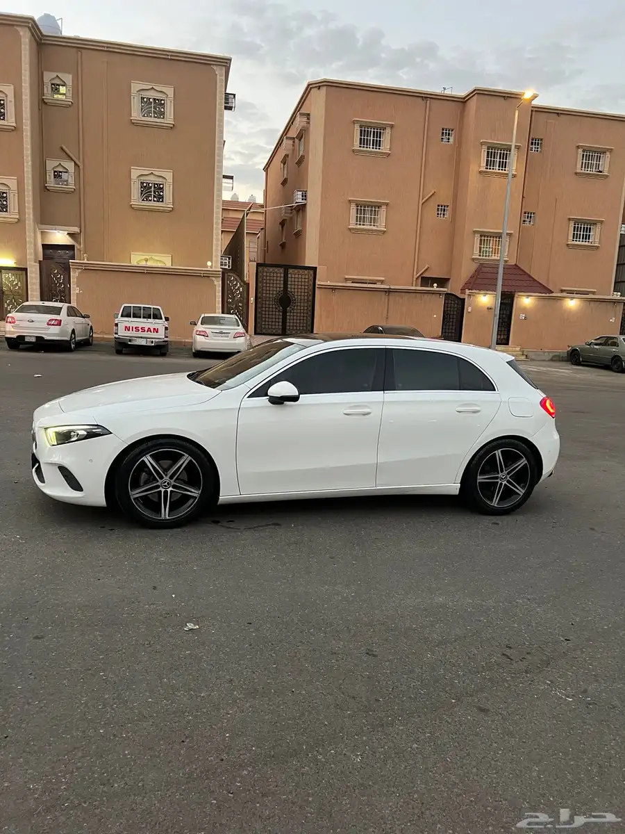 مرسيدس بانوراما فل ممشى قليل 2018 2