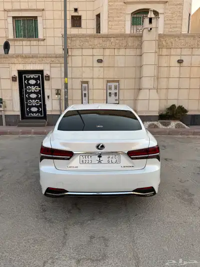 لكزس ls500 هايبرد2018 فل كامل عبداللطيف جميل 0