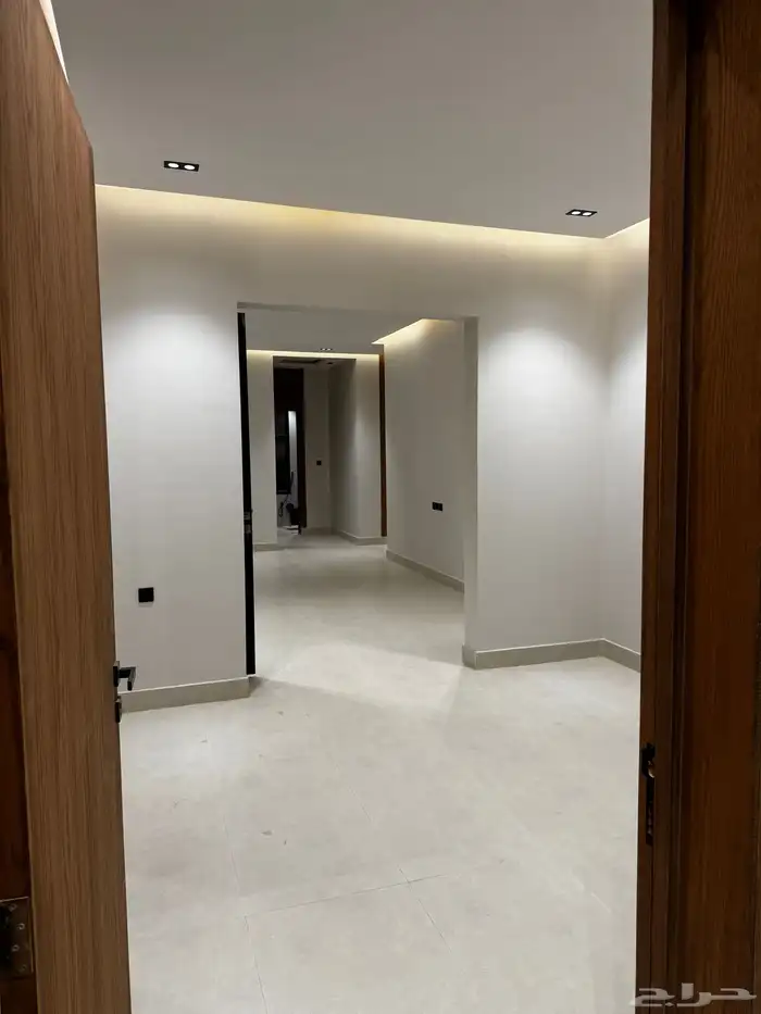 أدوار للبيع 12
