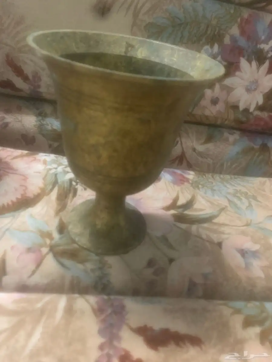 دله و أبريق السيف  .وثلاثه أبربق طقم   ونجر بدون يد 1