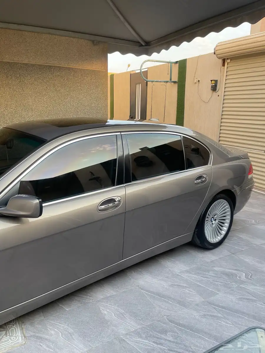 بي ام دبليو 730 الفئة السابعه 2006 0