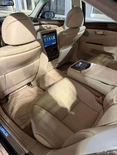 لكزسLS460L سعودي فل اعلى فئه 8