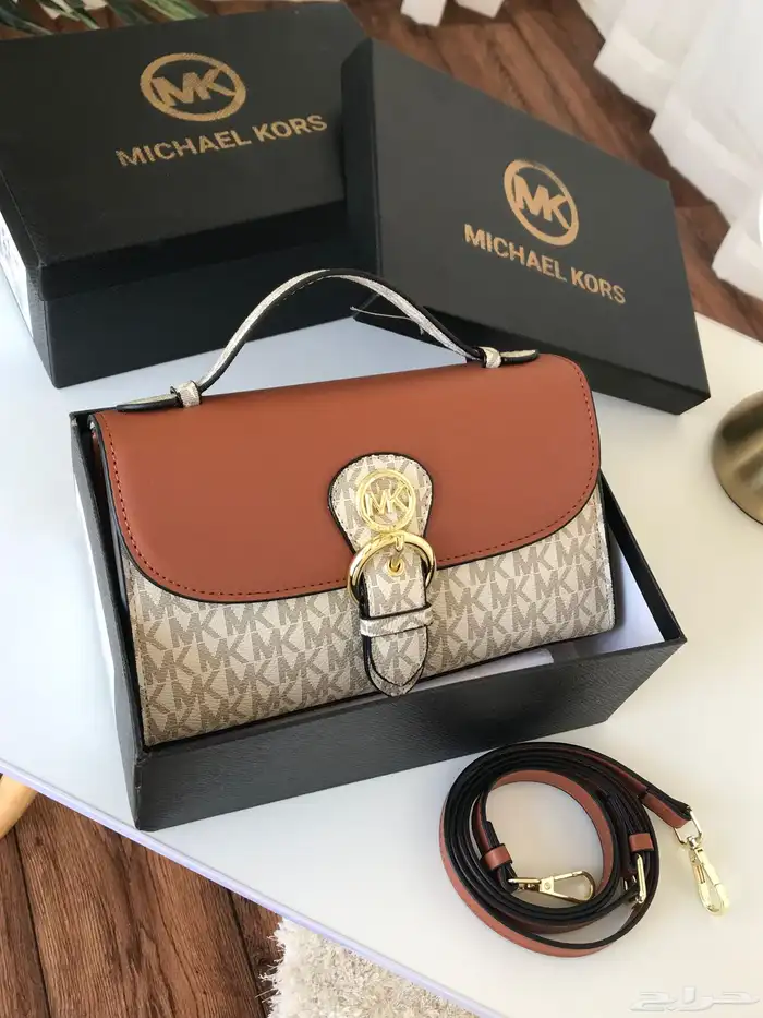 شنط وشوزات 50