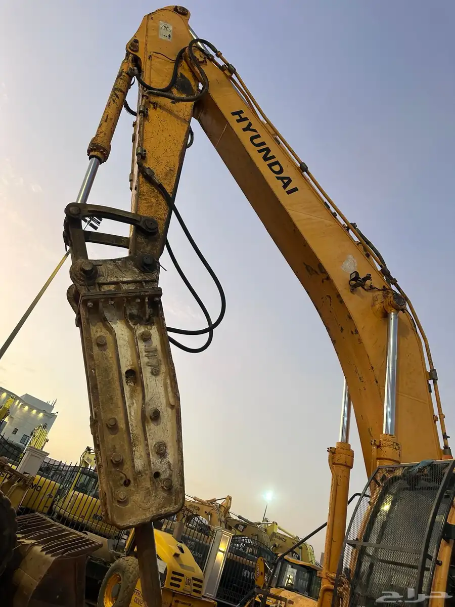 للبيع بوكلين هونداي مقاس 480 LC95 موديل 2014 11