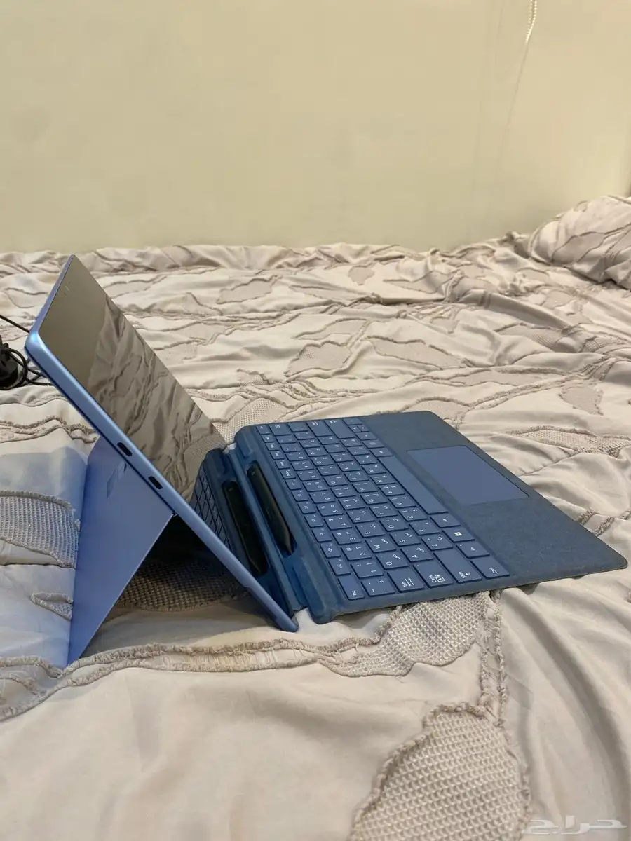 Microsoft surface pro 9 4