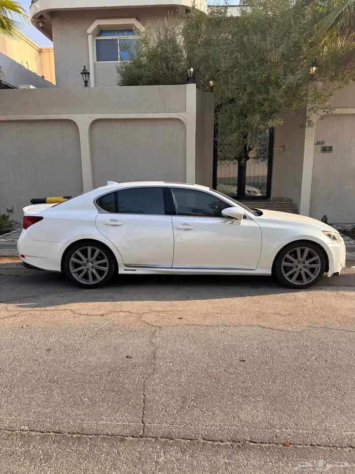 لكزس GS 450 هايبرد 1